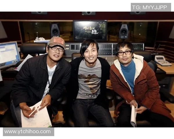 亚马逊足球明星纪录片揭秘球场背后的故事与荣耀之路