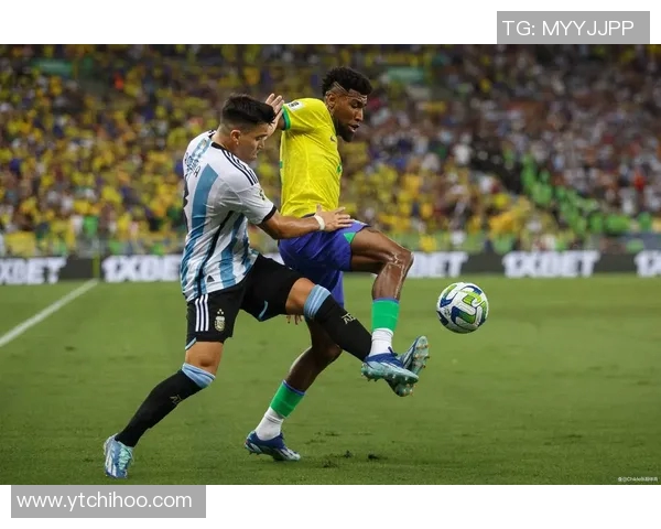 足球明星热议欧锦赛精彩瞬间分享与赛场背后的故事