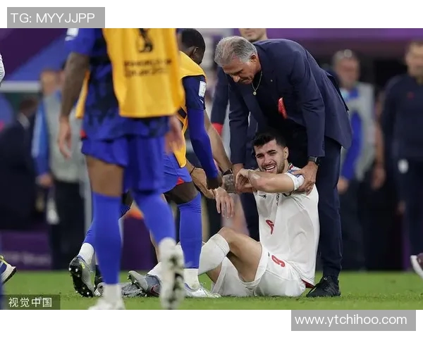 足球明星在逆境中的泪水与坚韧瞬间回顾视频合集